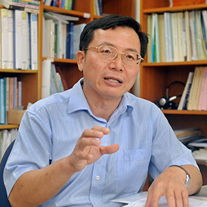 Prof. Kuei-Tien Chou